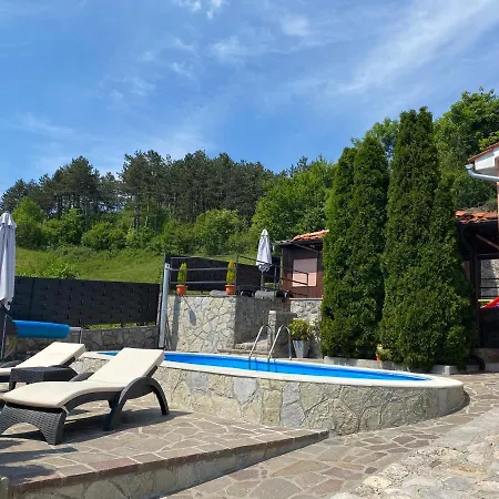 House Pasjak Holiday home Sapjane